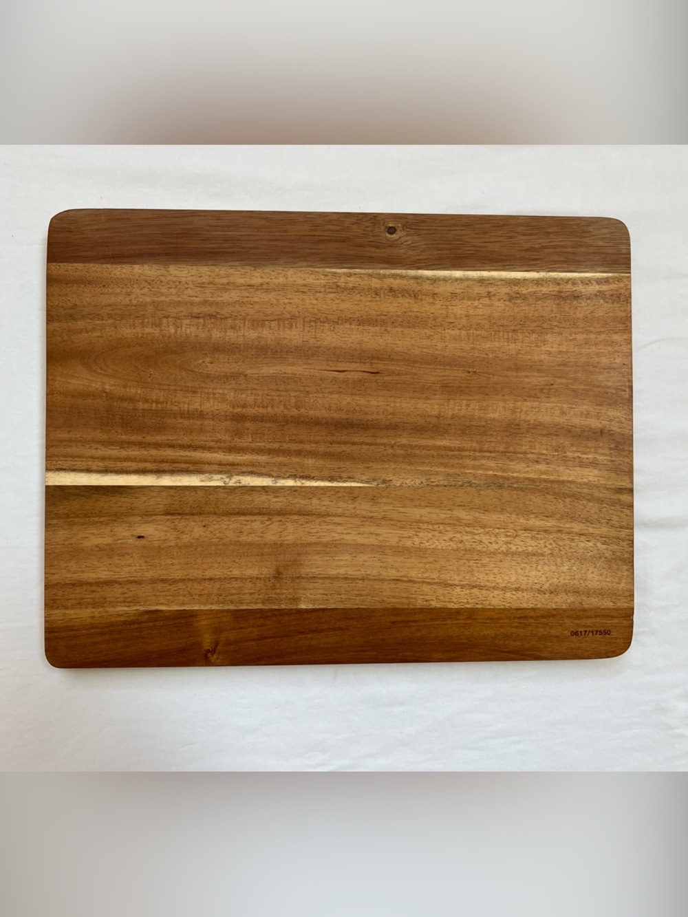 Cuisinart Wood Cutting Board With Grooved Well 14” X 11" Reversible 0617/17550 - Picture 3 of 7